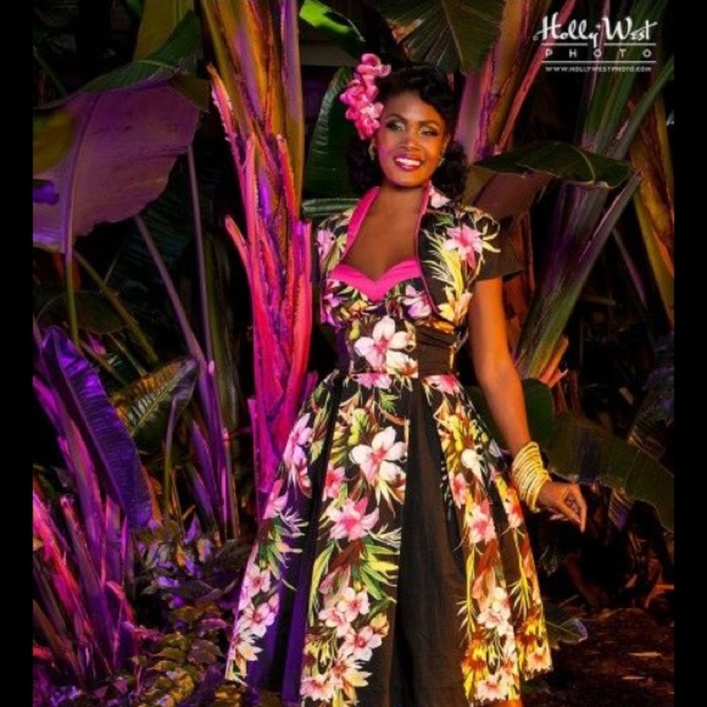 🦄 Laura Byrnes Pele Dress & Bolero tiki Hawaiian